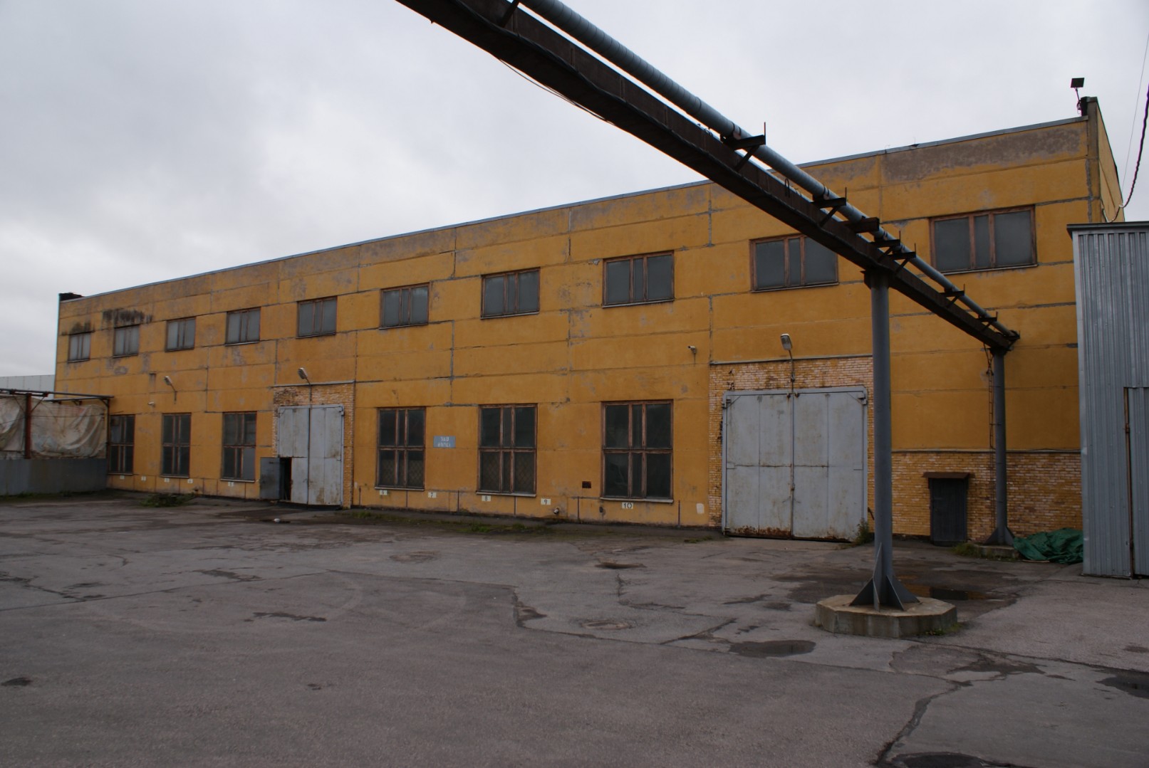 Теплый ангар с кран-балкой на 15 тонн, 1000 кв.м.